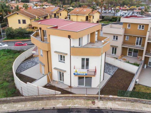 casa indipendente in vendita a San Gregorio di Catania