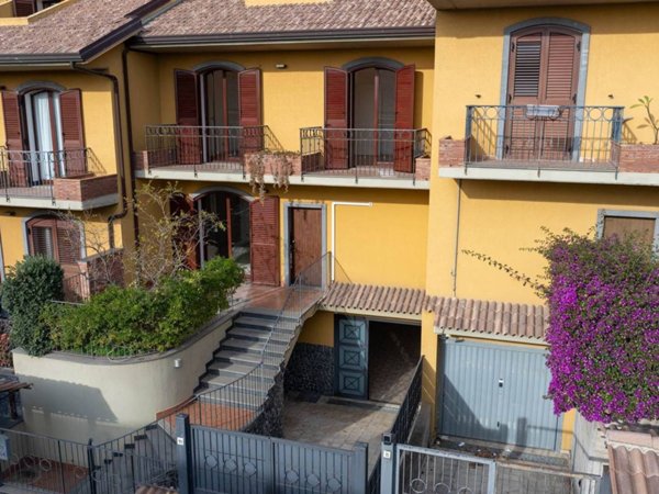 casa indipendente in vendita a San Gregorio di Catania