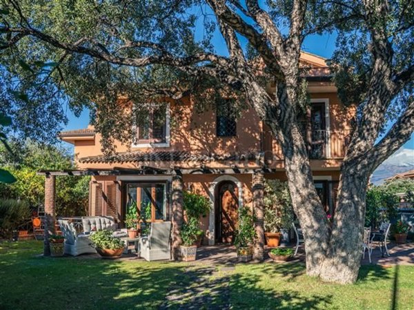 casa indipendente in vendita a San Gregorio di Catania