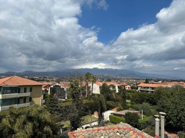 casa indipendente in vendita a San Gregorio di Catania