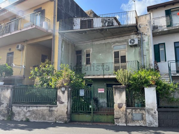 casa indipendente in vendita a San Gregorio di Catania