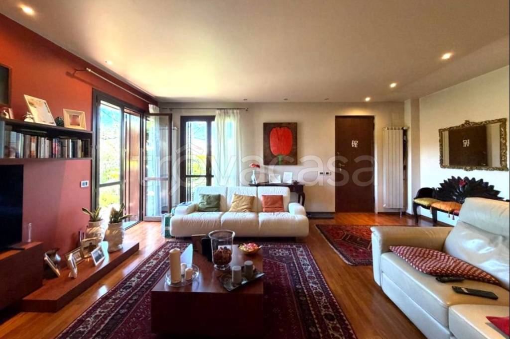 casa indipendente in vendita a San Gregorio di Catania
