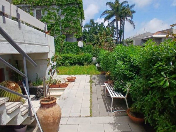 casa indipendente in vendita a San Gregorio di Catania