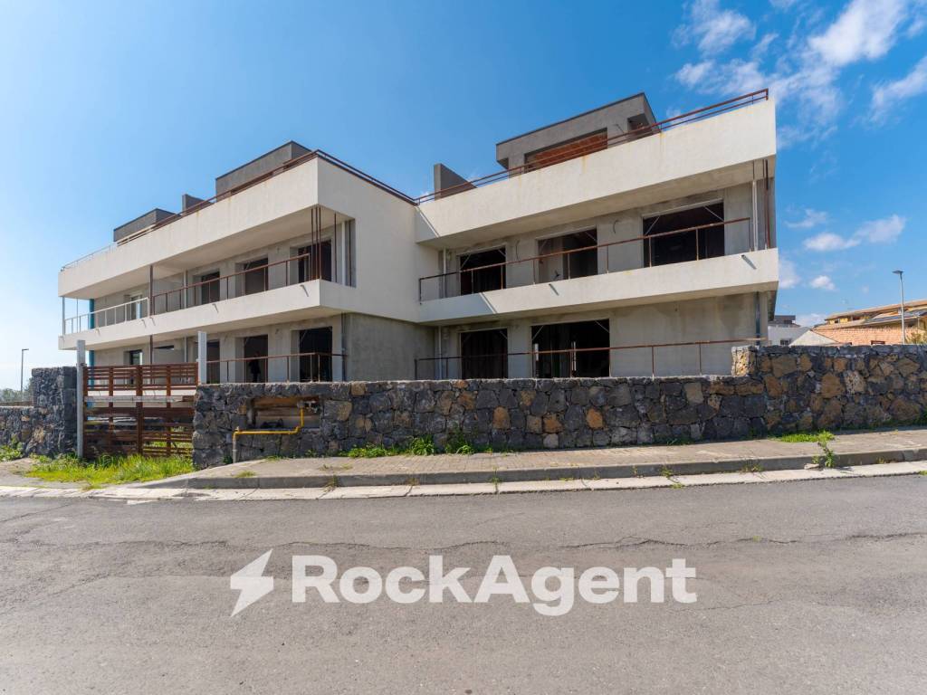 casa indipendente in vendita a San Gregorio di Catania