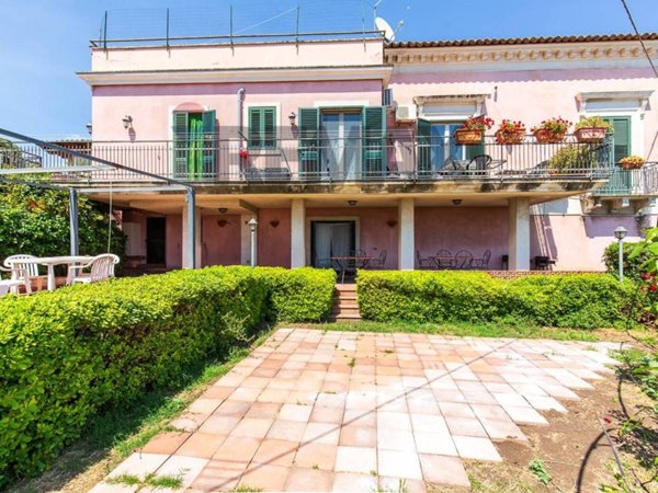casa indipendente in vendita a San Gregorio di Catania