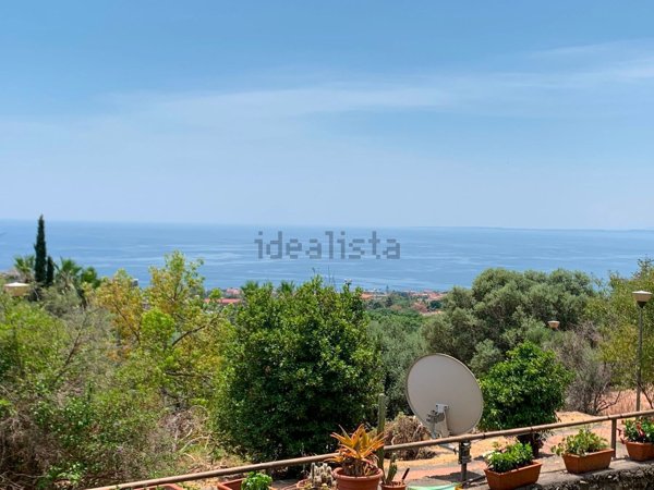 casa indipendente in vendita a San Gregorio di Catania