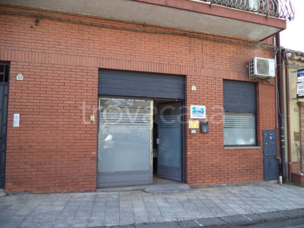 negozio in vendita a San Gregorio di Catania
