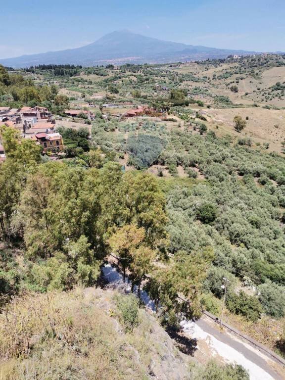 terreno agricolo in vendita a San Pietro Clarenza
