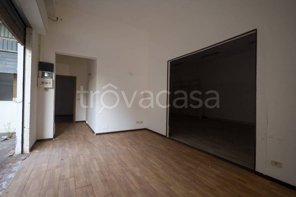 locale commerciale in vendita a San Pietro Clarenza