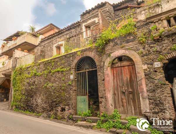 appartamento in vendita a San Pietro Clarenza