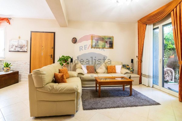 appartamento in vendita a San Pietro Clarenza