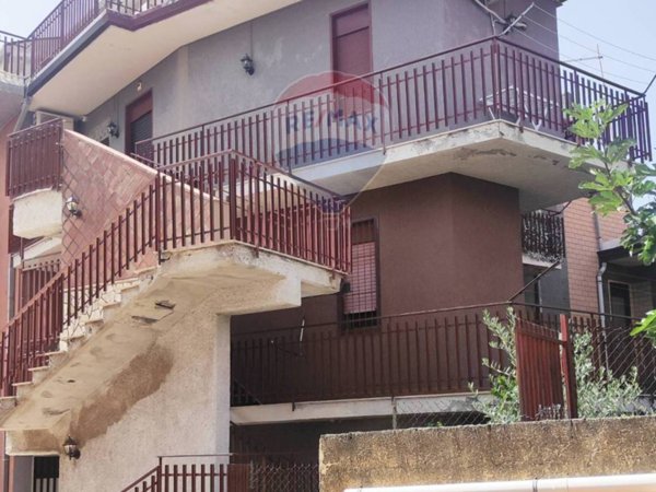 appartamento in vendita a San Pietro Clarenza