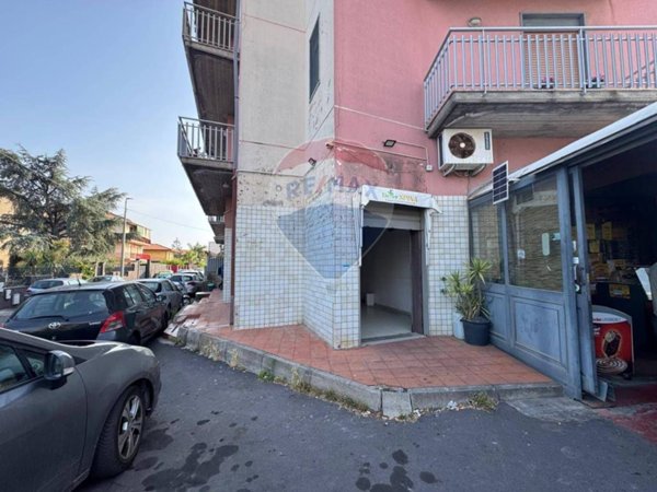 negozio in vendita a San Pietro Clarenza