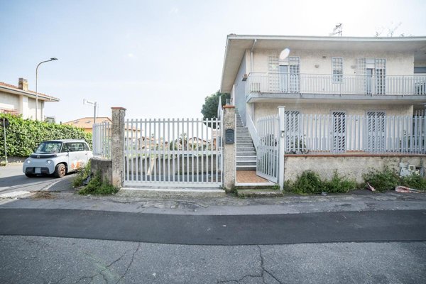 appartamento in vendita a San Pietro Clarenza