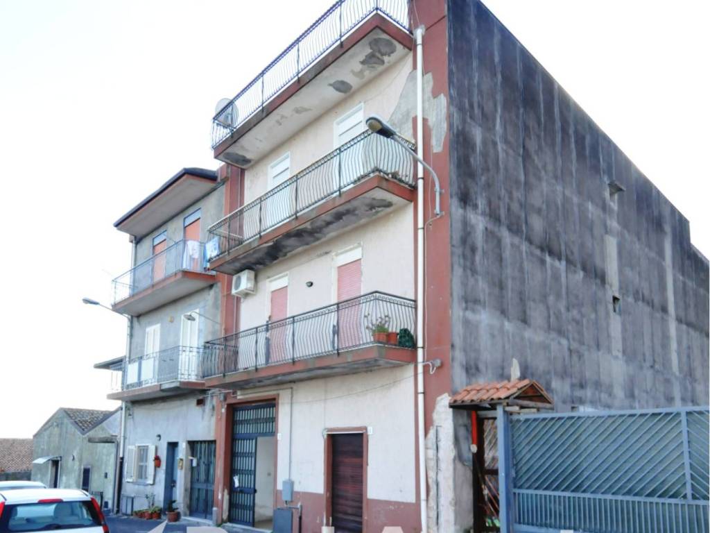 appartamento in vendita a San Pietro Clarenza