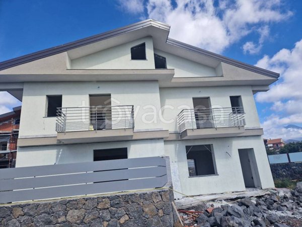 casa indipendente in vendita a San Pietro Clarenza