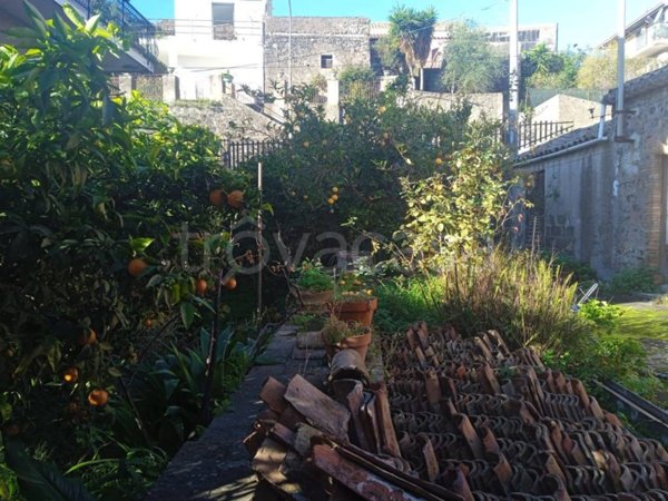 casa indipendente in vendita a San Pietro Clarenza