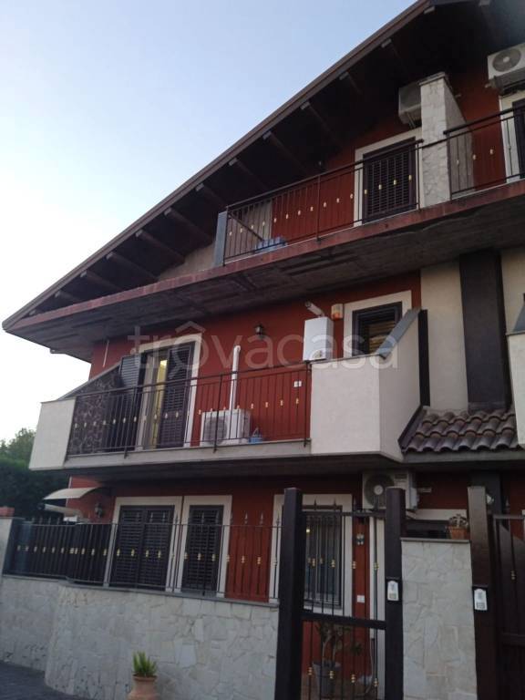 appartamento in vendita a San Pietro Clarenza