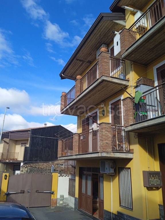 casa indipendente in vendita a San Pietro Clarenza