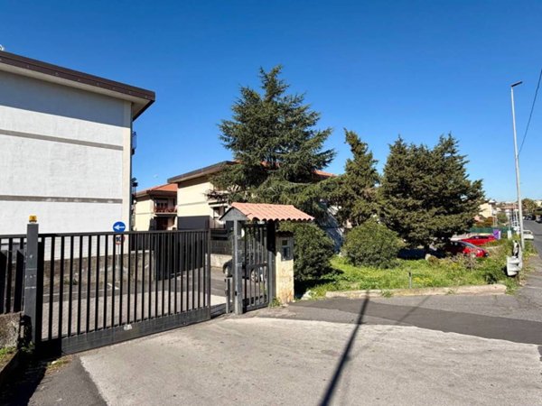 appartamento in vendita a San Pietro Clarenza