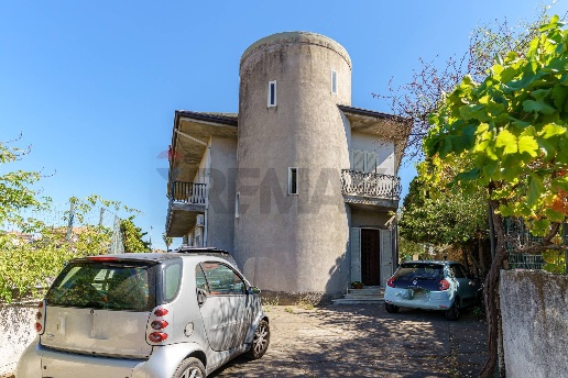 appartamento in vendita a San Pietro Clarenza