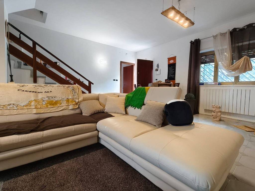 casa indipendente in vendita a San Pietro Clarenza