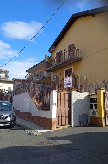 casa indipendente in vendita a San Pietro Clarenza