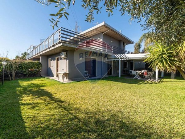 casa indipendente in vendita a Sant'Agata li Battiati
