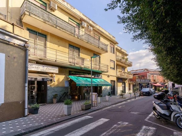 appartamento in vendita a Sant'Agata li Battiati