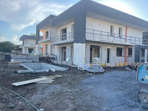 casa indipendente in vendita a Sant'Agata li Battiati