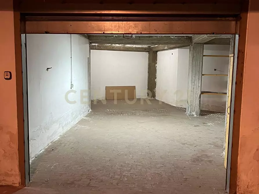 negozio in vendita a Sant'Agata li Battiati