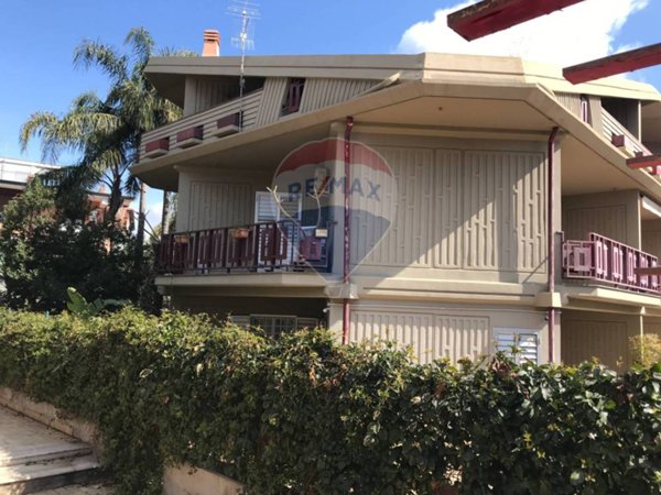 casa indipendente in vendita a Sant'Agata li Battiati