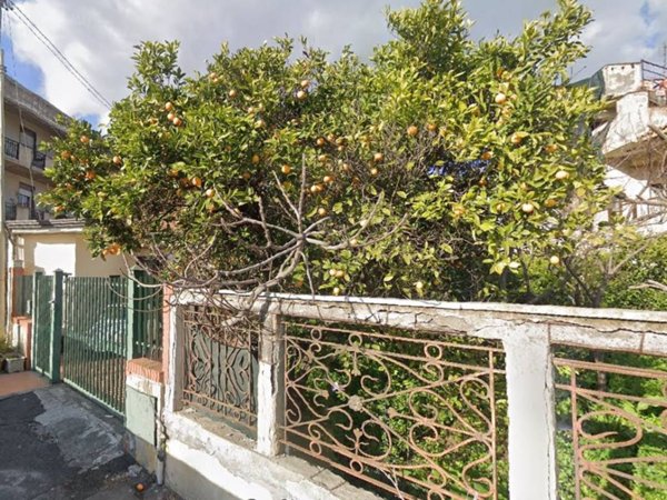 casa indipendente in vendita a Sant'Agata li Battiati