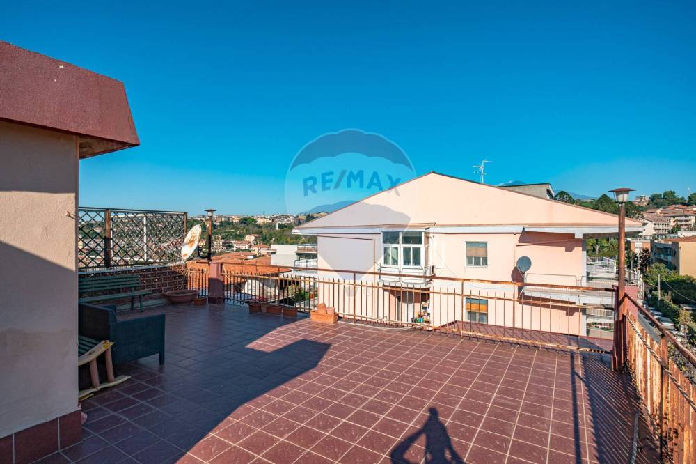 appartamento in vendita a Sant'Agata li Battiati