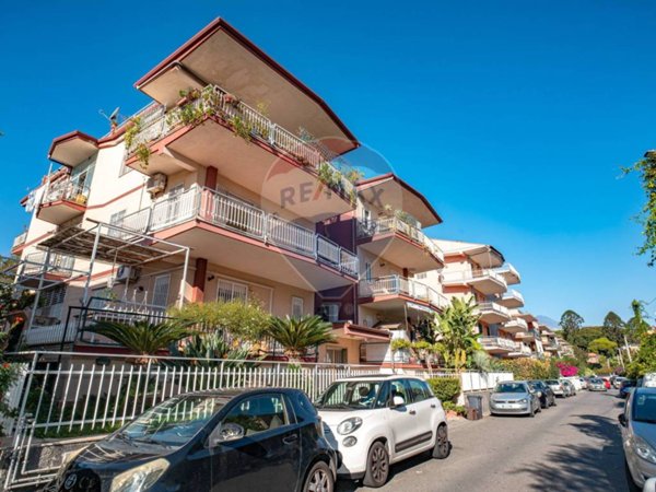 appartamento in vendita a Sant'Agata li Battiati