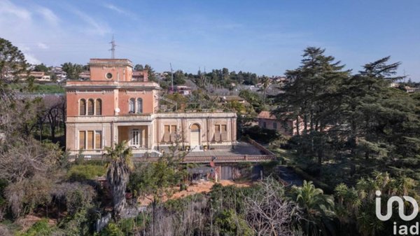 villa in vendita a Sant'Agata li Battiati