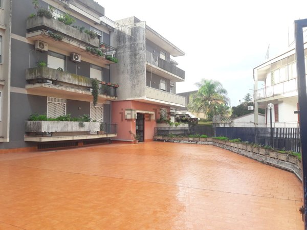 appartamento in vendita a Sant'Agata li Battiati