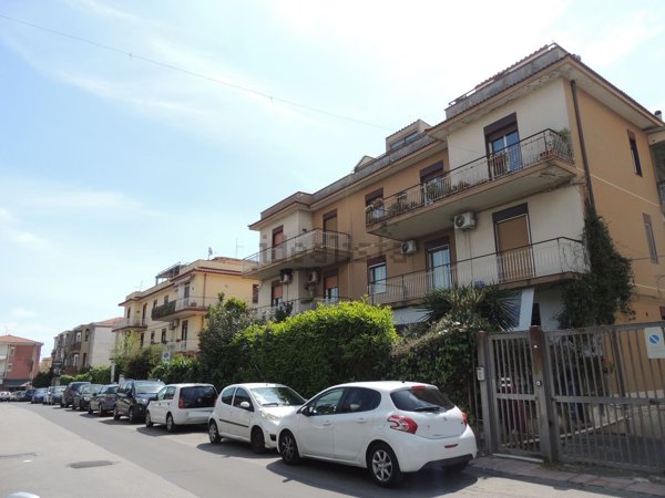 appartamento in vendita a Sant'Agata li Battiati