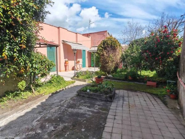casa indipendente in vendita a Sant'Agata li Battiati