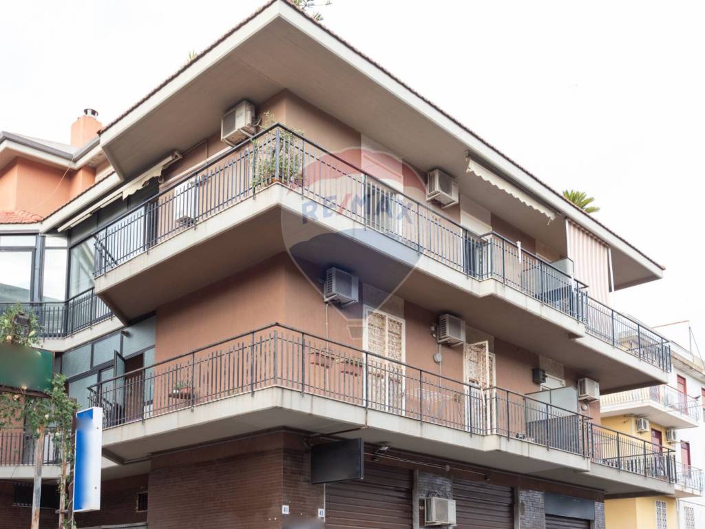 appartamento in vendita a Sant'Agata li Battiati