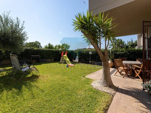 casa indipendente in vendita a Sant'Agata li Battiati