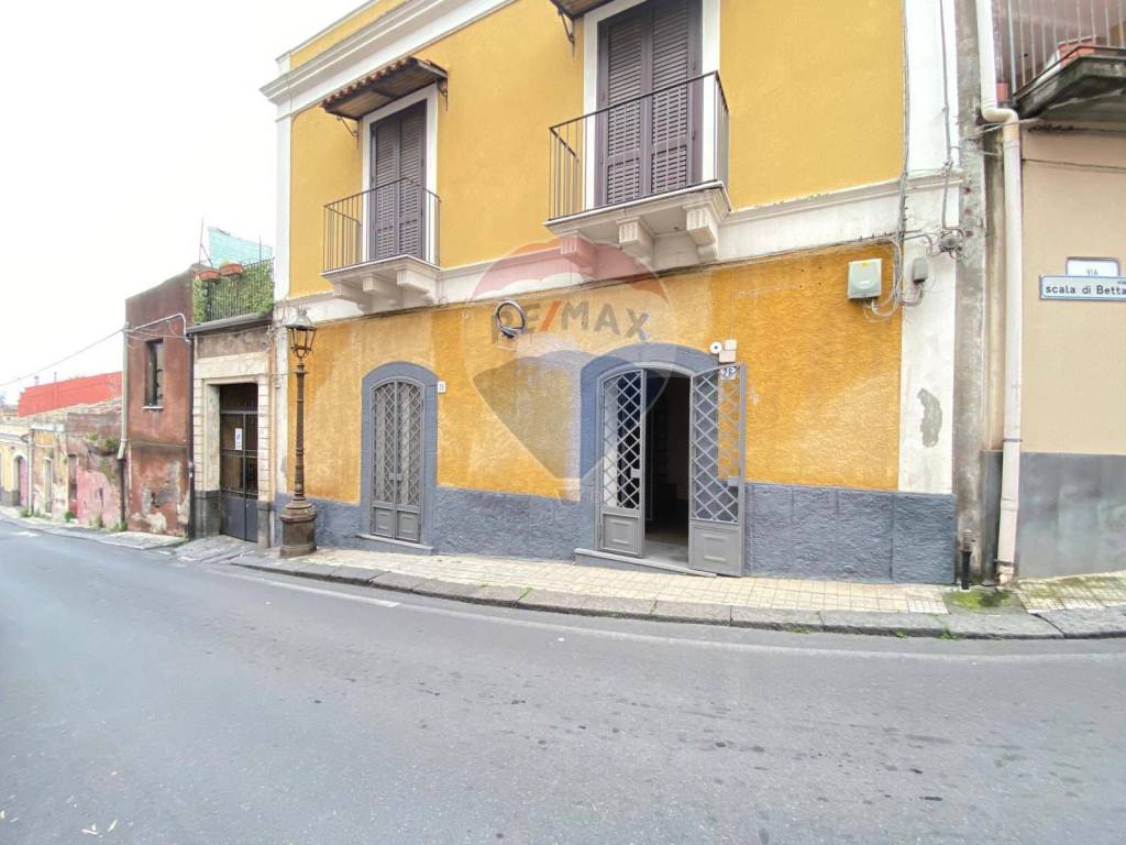 casa indipendente in vendita a Sant'Agata li Battiati