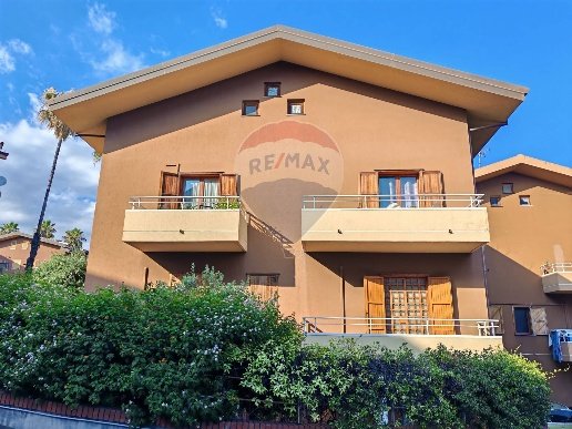 casa indipendente in vendita a Sant'Agata li Battiati