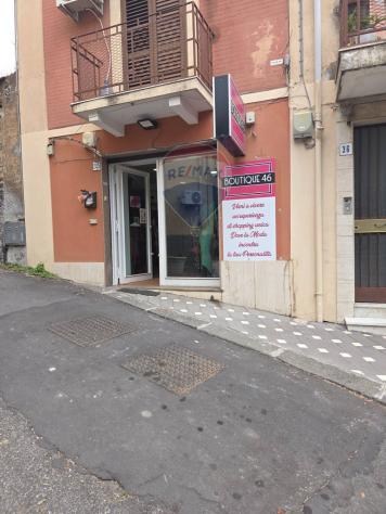 negozio in vendita a Sant'Agata li Battiati