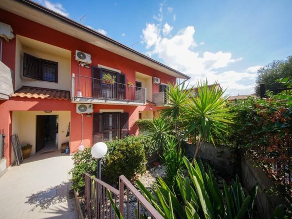 casa indipendente in vendita a Sant'Agata li Battiati