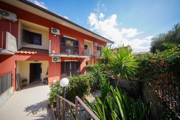 casa indipendente in vendita a Sant'Agata li Battiati