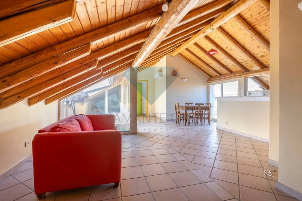 appartamento in vendita a Sant'Agata li Battiati