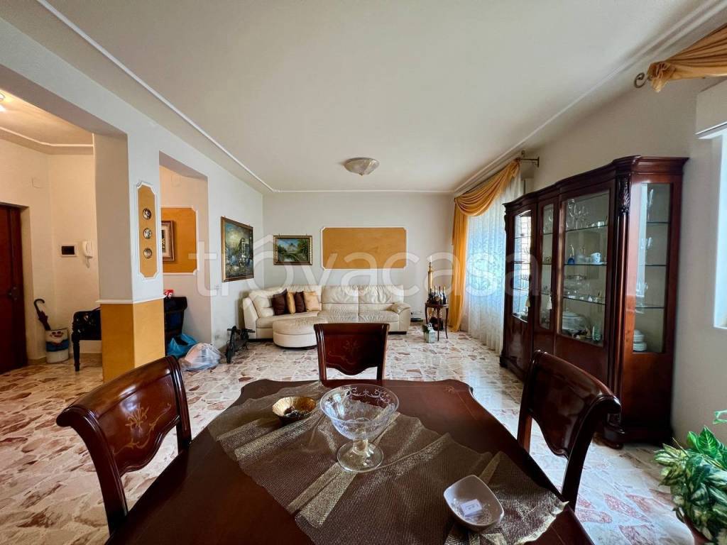 appartamento in vendita a Sant'Agata li Battiati