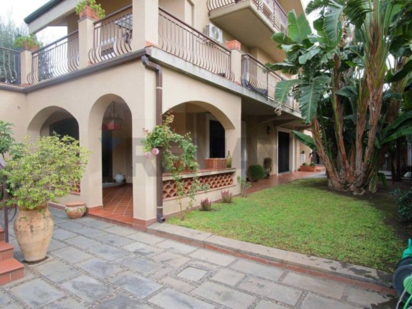 casa indipendente in vendita a Sant'Agata li Battiati