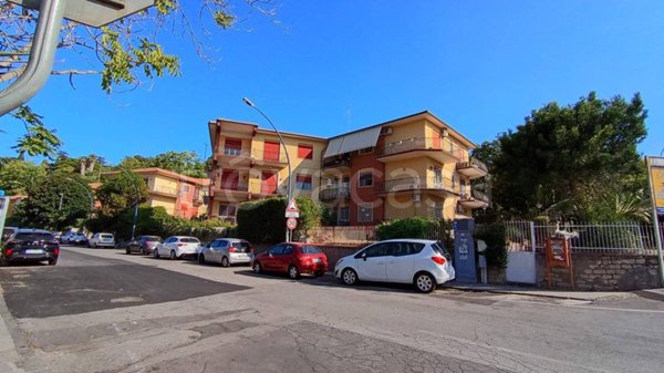 appartamento in vendita a Sant'Agata li Battiati